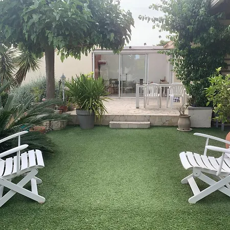 Au Calme A فندق مبيت وإفطار